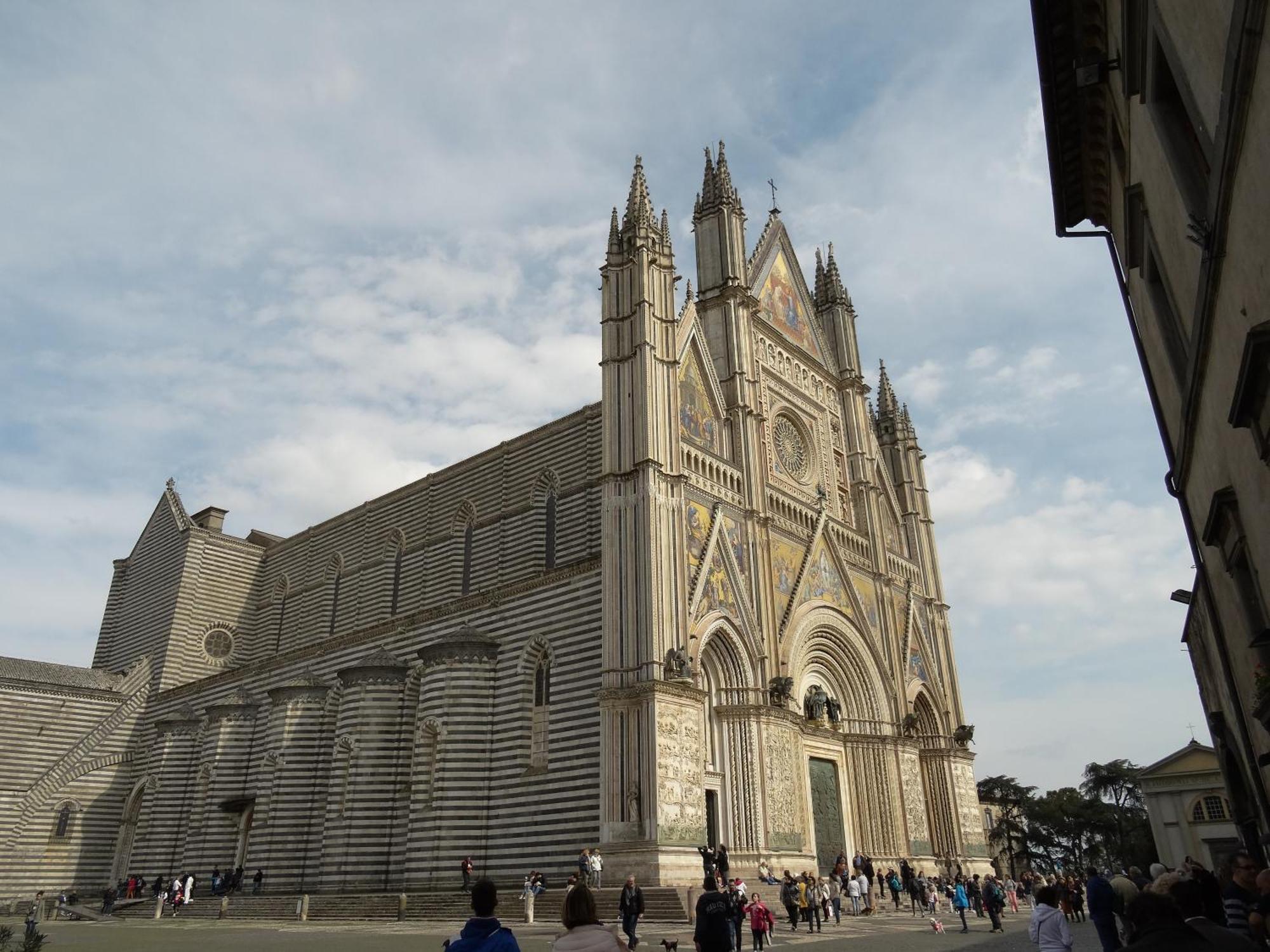 Orvieto Brick House *